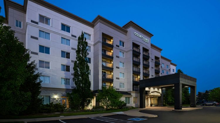 Courtyard by Marriott Toronto Markham Exterior