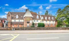 Staines Hotel