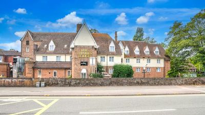Staines Hotel