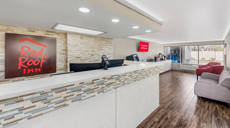 Red Roof Inn Kissimmee Lobby