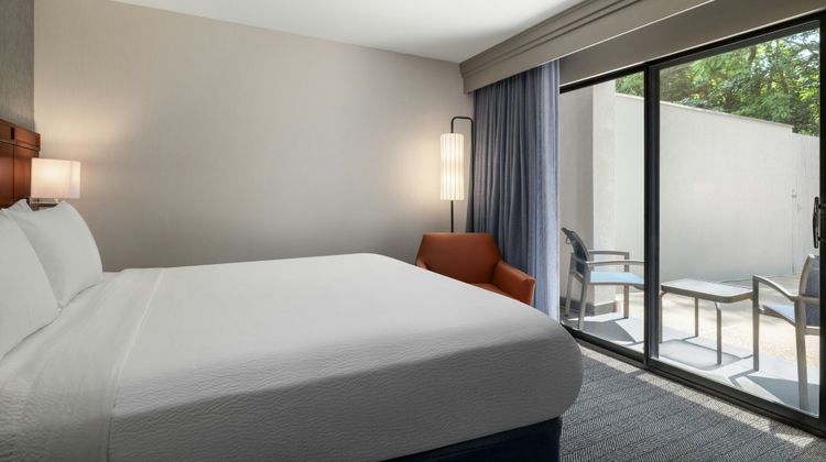 Courtyard Beckley Marriott Room