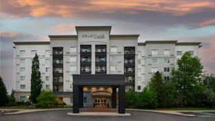 Courtyard by Marriott Toronto Markham