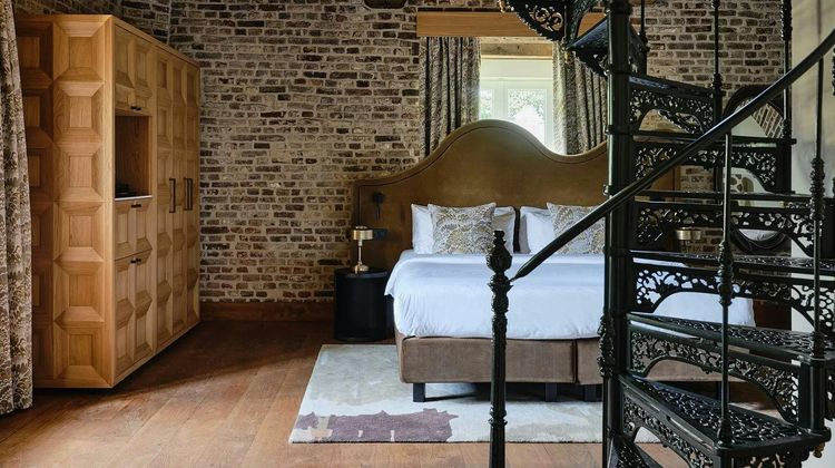 Chateau St Gerlach Room