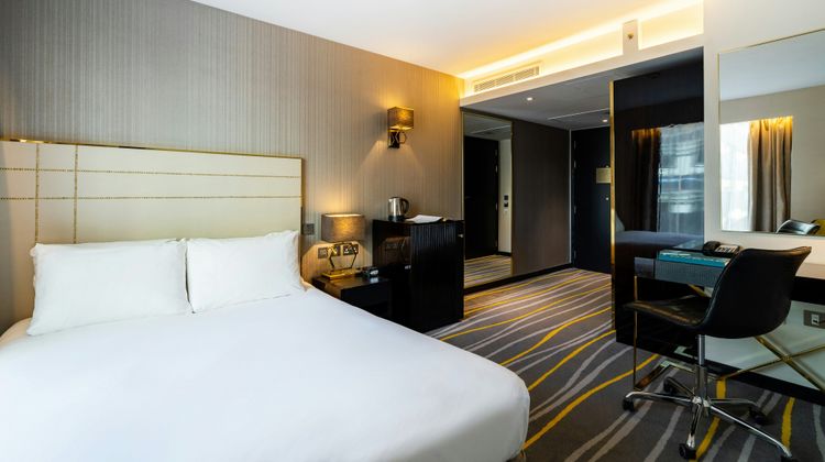 Leonardo Hotel London Aldgate Room