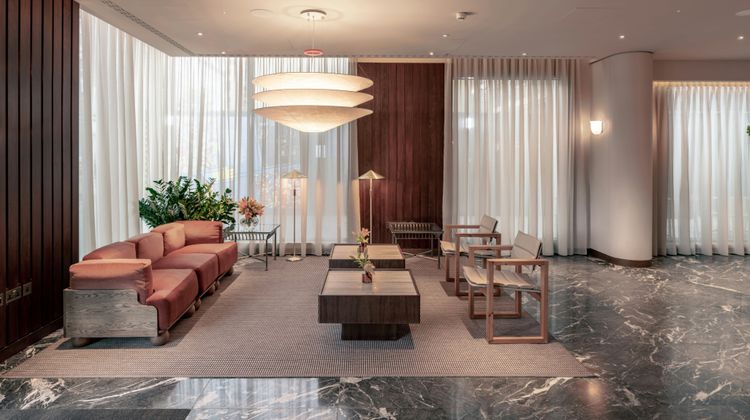 Leonardo Hotel London Aldgate Lobby