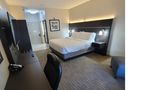 Holiday Inn Express & Stes Junction City Room