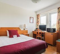 2Home Stockholm South Room