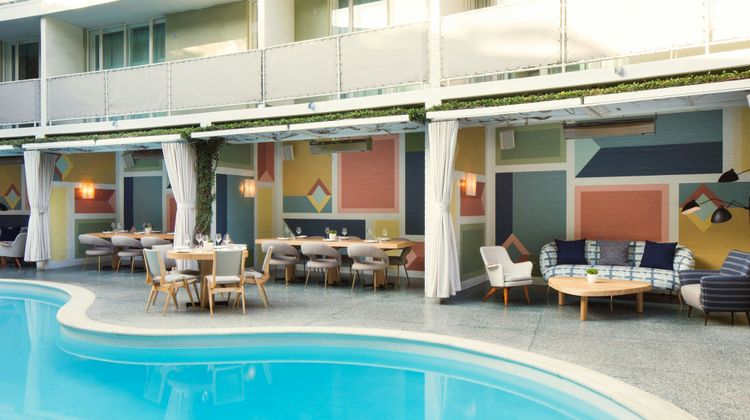 Avalon Hotel Beverly Hills, Design Hotel Restaurant