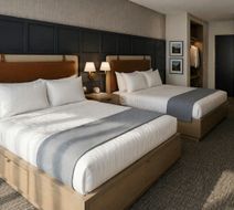 Stonebridge Inn Room