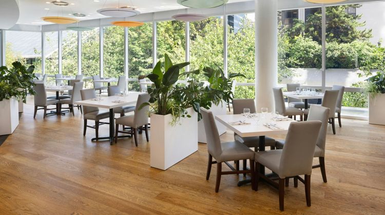 Sheraton Vancouver Wall Centre Restaurant