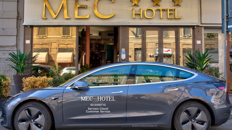 Hotel Mec Exterior