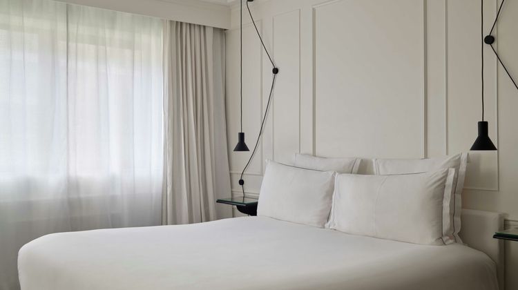 La Maison Champs-Elysees, a Design Hotel Suite