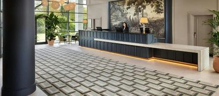The Gateway Hotel Dundalk Lobby