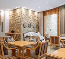 Saxon Hotel Lobby