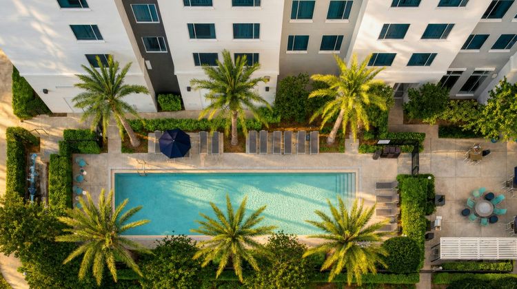 Courtyard by Marriott Orlando Lake Nona Pool