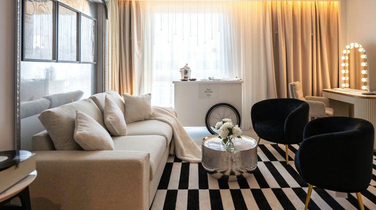 Le Meridien Etoile Suite