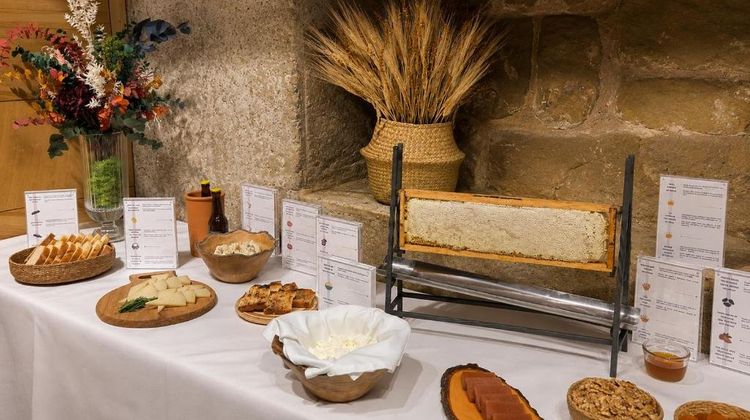Sancho Abarca Hotel Restaurant