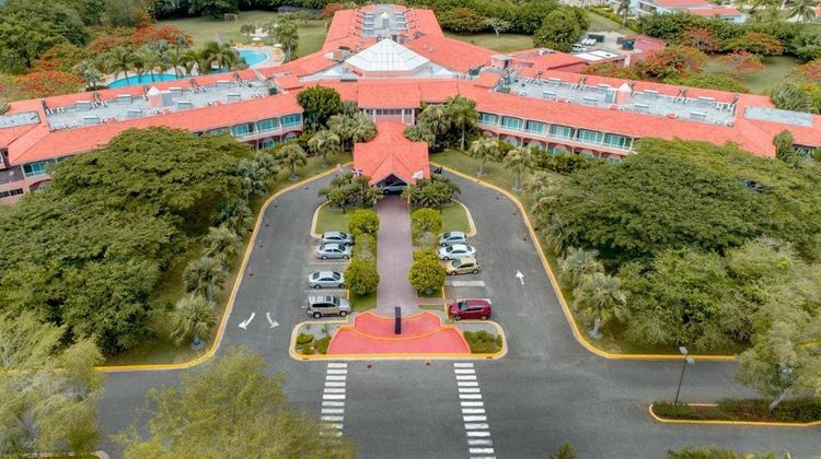 Hodelpa Garden Suites Golf & Beach Club Exterior