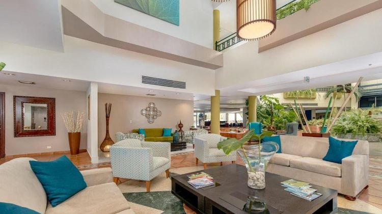 Hodelpa Garden Suites Golf & Beach Club Lobby