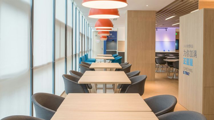 Holiday Inn Express Hangzhou Jiuzhou Restaurant