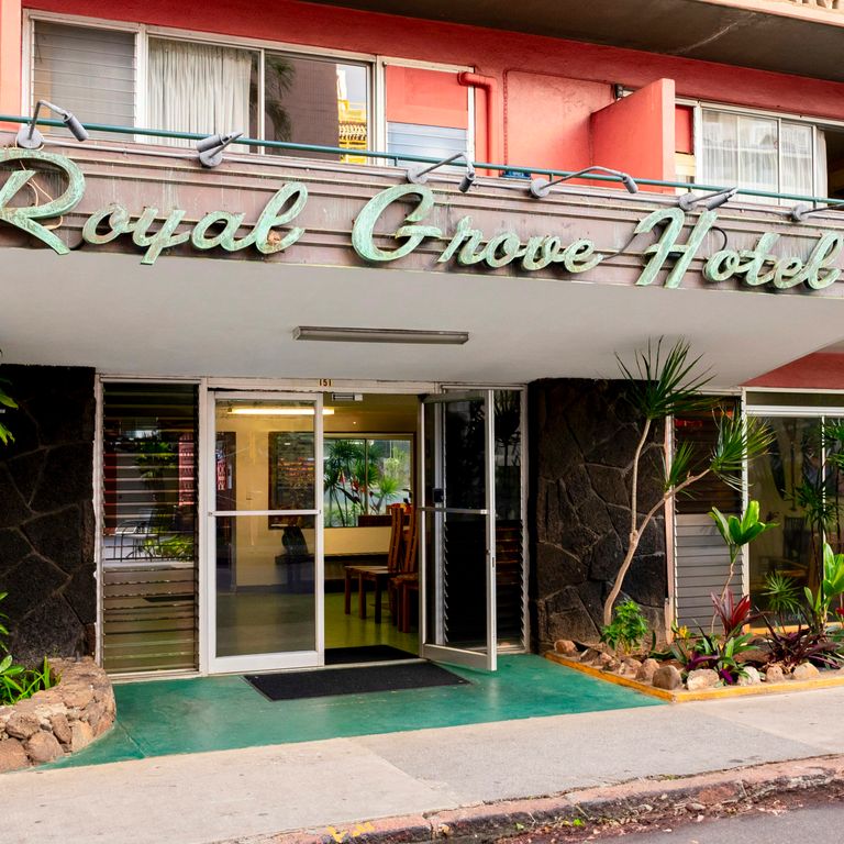 Royal Grove Waikiki