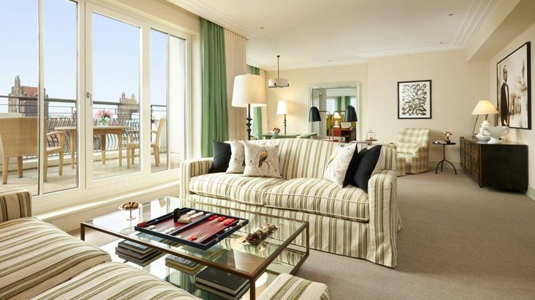 Rocco Forte Charles Hotel Suite