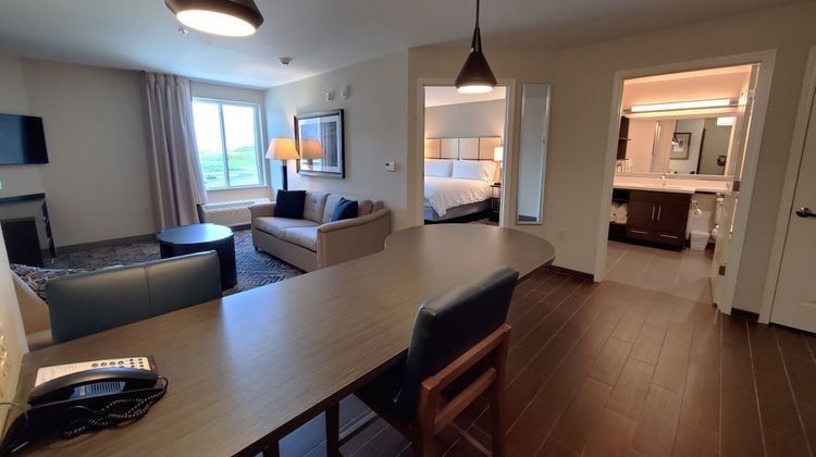 Candlewood Suites Lake Charles South Suite