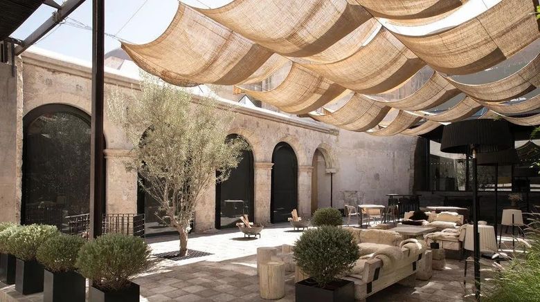 Cirqa Exterior. Images powered by <a href="https://www.leonardoworldwide.com" target="_blank" rel="noopener">Leonardo</a>.