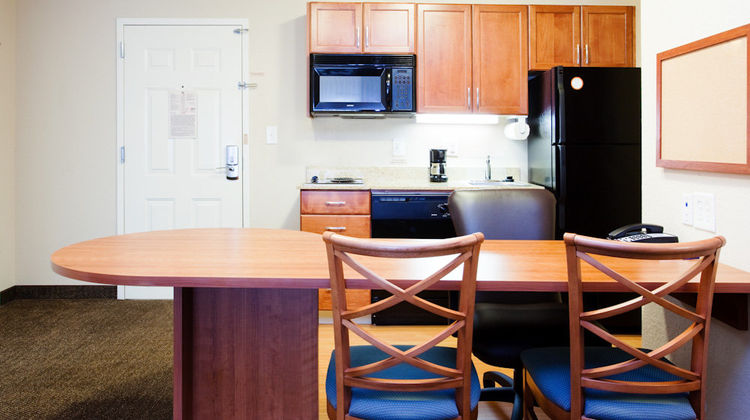 Candlewood Suites New Bern Room