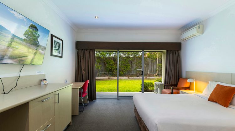 Hunter Gateway Motel Room