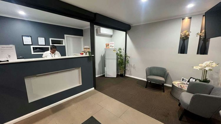 Hunter Gateway Motel Lobby