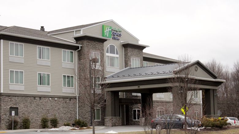 Holiday Inn Express  and  Suites Montgomery Exterior. Images powered by <a href="https://www.leonardoworldwide.com" target="_blank" rel="noopener">Leonardo</a>.