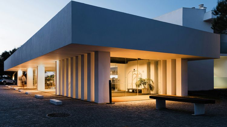 Memmo Baleeira Hotel Exterior