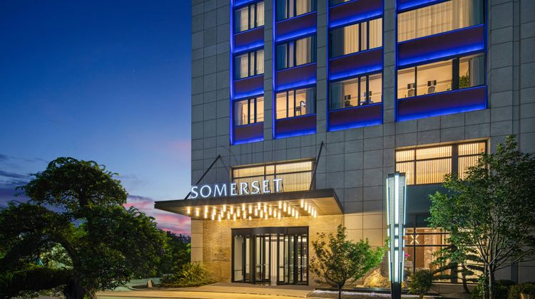 Somerset IOC Hangzhou Exterior