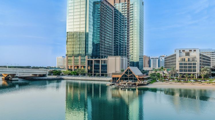 Beach Rotana Residences Exterior