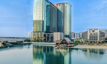Beach Rotana Residences