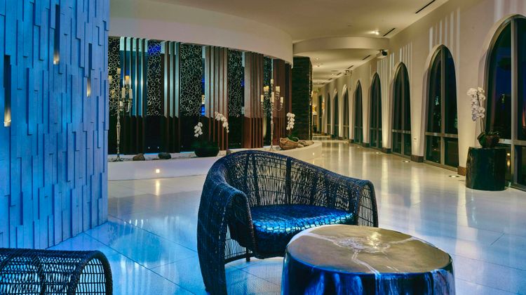 Costa d'Este Beach Resort Lobby