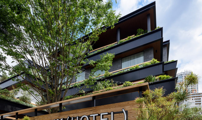 Trunk Hotel Exterior
