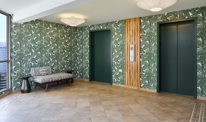 Waikiki Malia by Outrigger Lobby