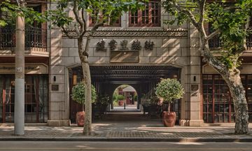 Capella Shanghai, Jian Ye Li