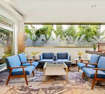 Luana Waikiki Hotel & Suites Lobby