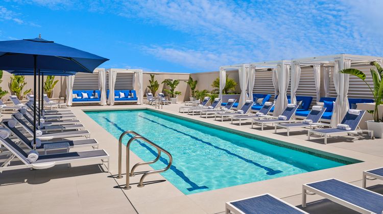 Four Seasons Hotel Silicon Valley Pool