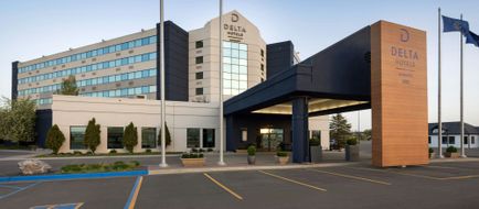 Delta Hotels Fargo Exterior