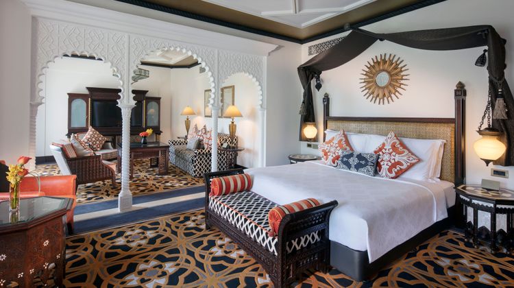 Jumeirah Al Qasr Suite