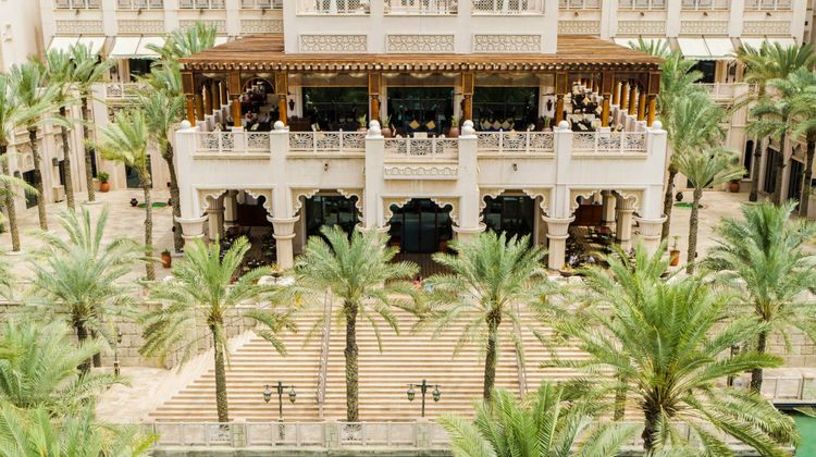 Jumeirah Al Qasr Restaurant