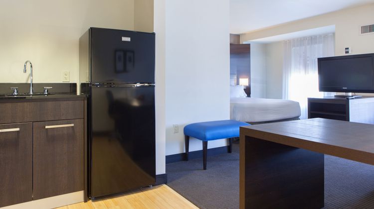 aloft Silicon Valley Suite