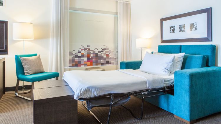 aloft Silicon Valley Suite