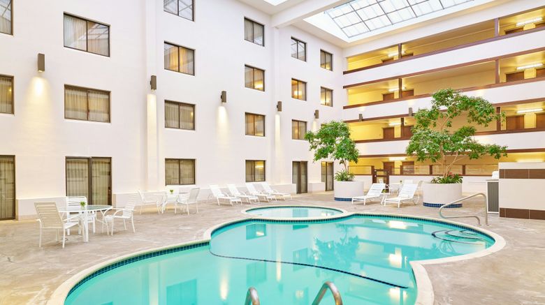 <b>Four Points Bellingham Hotel & Conf Ctr Pool</b>. Images powered by <a href="https://www.leonardoworldwide.com/" title="Leonardo Worldwide" target="_blank">Leonardo</a>.