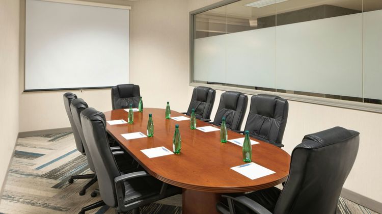 Four Points by Sheraton Edmonton South Meeting