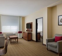 Four Points by Sheraton Portland East Room
